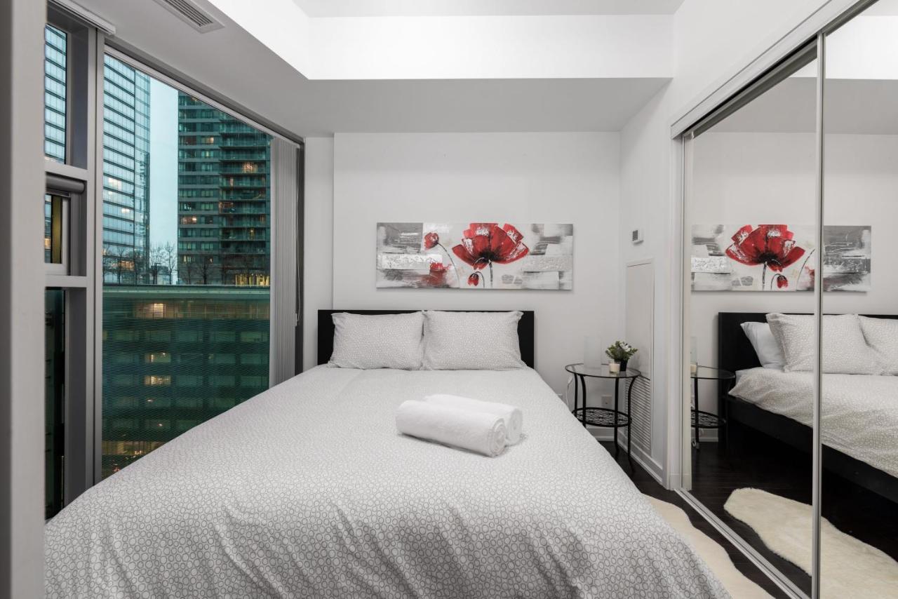 The York Boutique Suites Toronto Eksteriør bilde