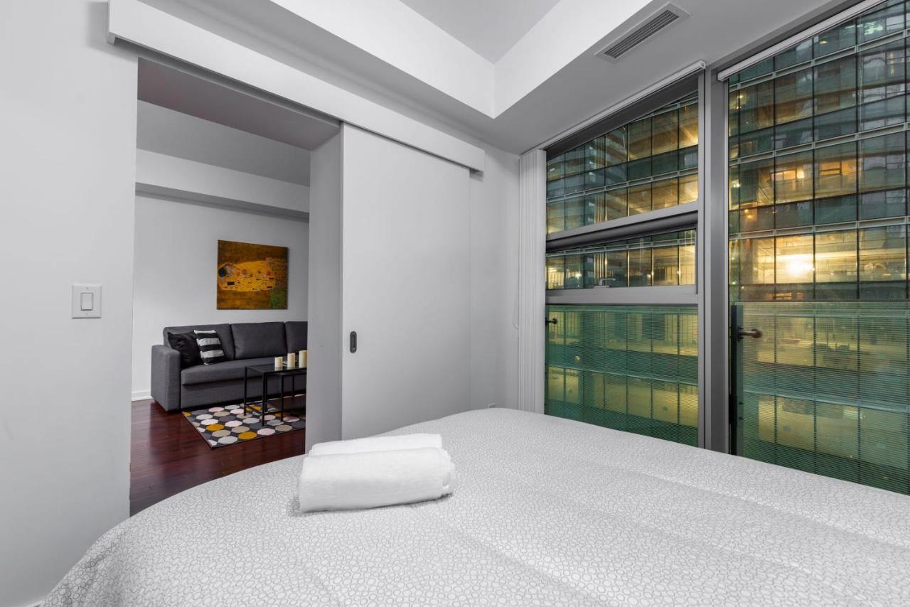 The York Boutique Suites Toronto Eksteriør bilde