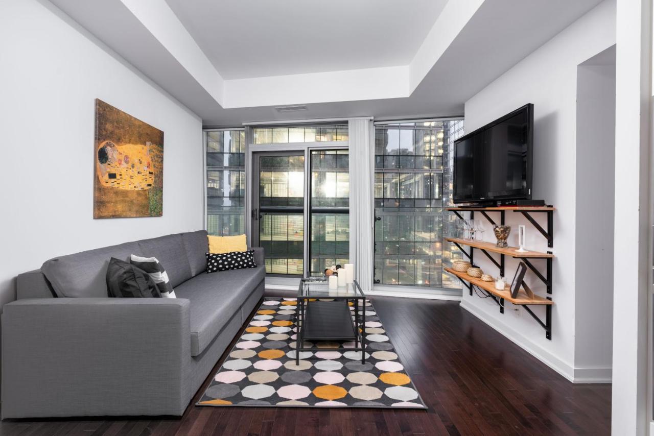 The York Boutique Suites Toronto Eksteriør bilde