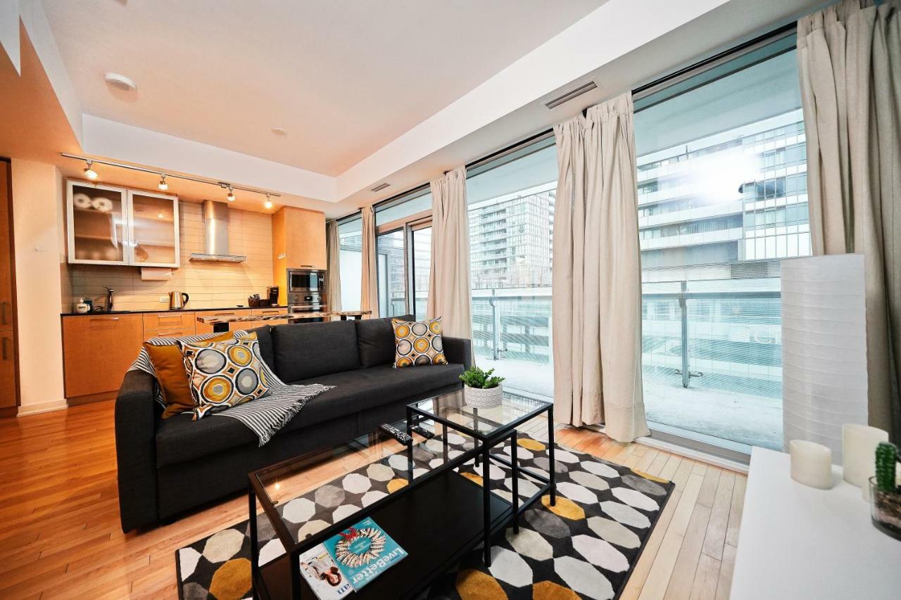 The York Boutique Suites Toronto Eksteriør bilde