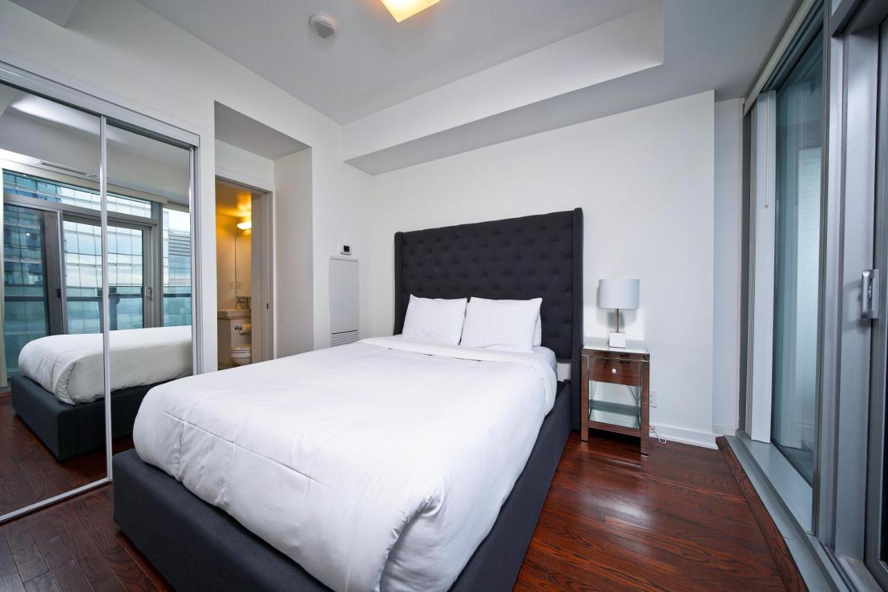 The York Boutique Suites Toronto Eksteriør bilde
