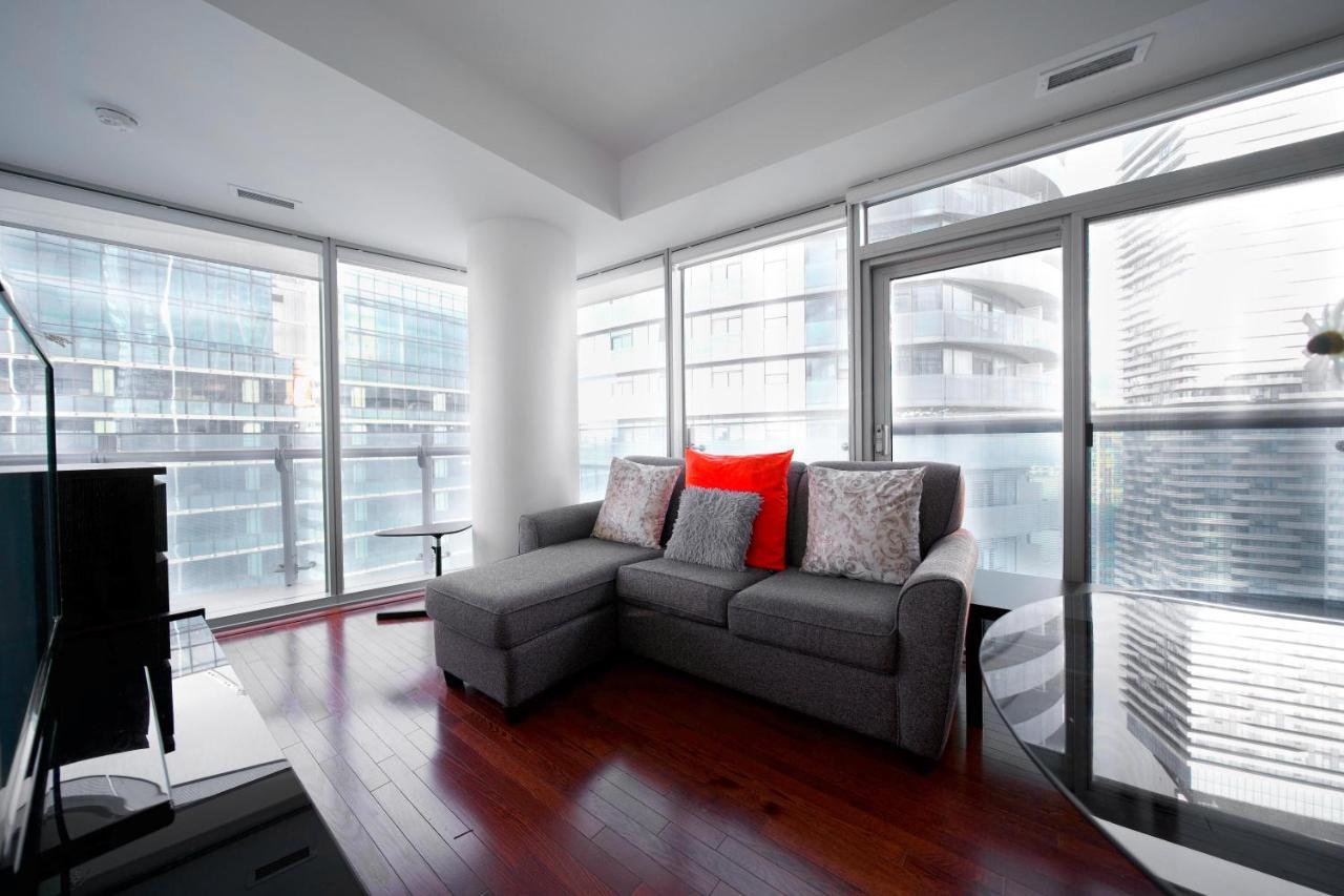 The York Boutique Suites Toronto Eksteriør bilde